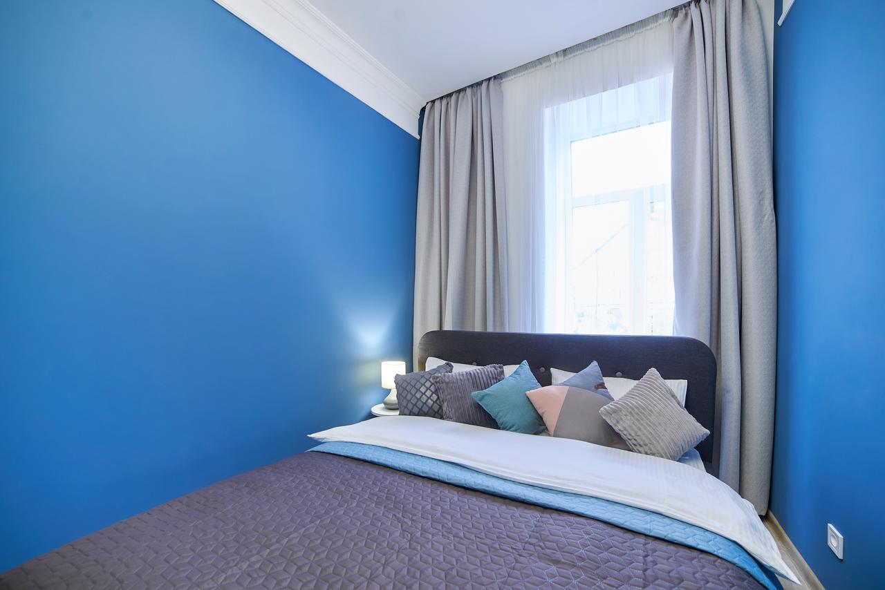 Romantic Apartment In The Сity Сenter リヴィウ エクステリア 写真